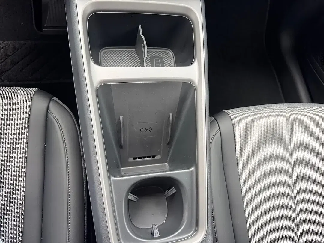 BYD Dolphin 1.5 DM-i PHEV Comfort - Thumbnail 17