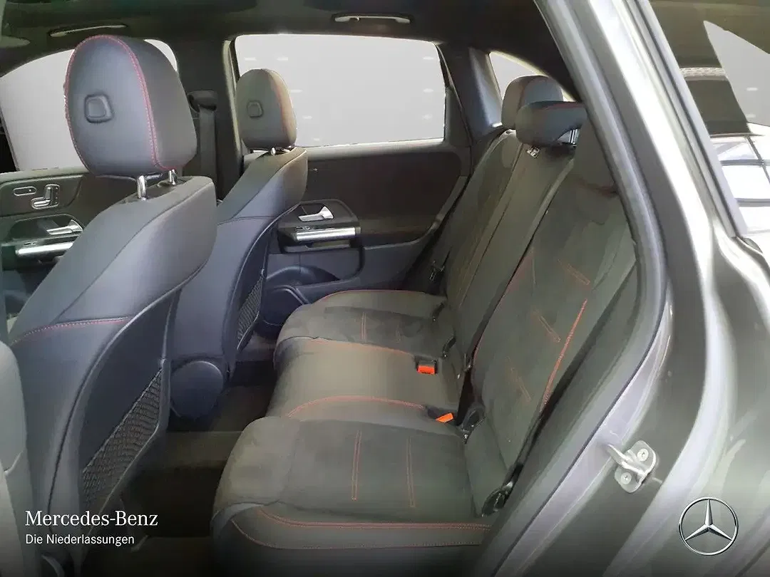 Mercedes-Benz B 180 7G-TRONIC AMG - Thumbnail 11