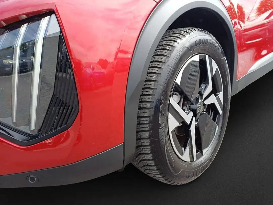 Peugeot 2008 130 PureTech EAT8 GT - Thumbnail 6