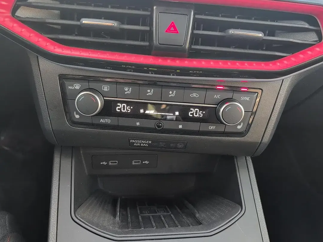 SEAT Ibiza 1.0 TSI FR - Thumbnail 14