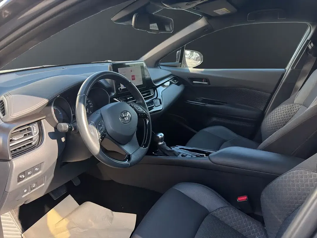 Toyota C-HR Hybrid Team Deutschland - Thumbnail 13