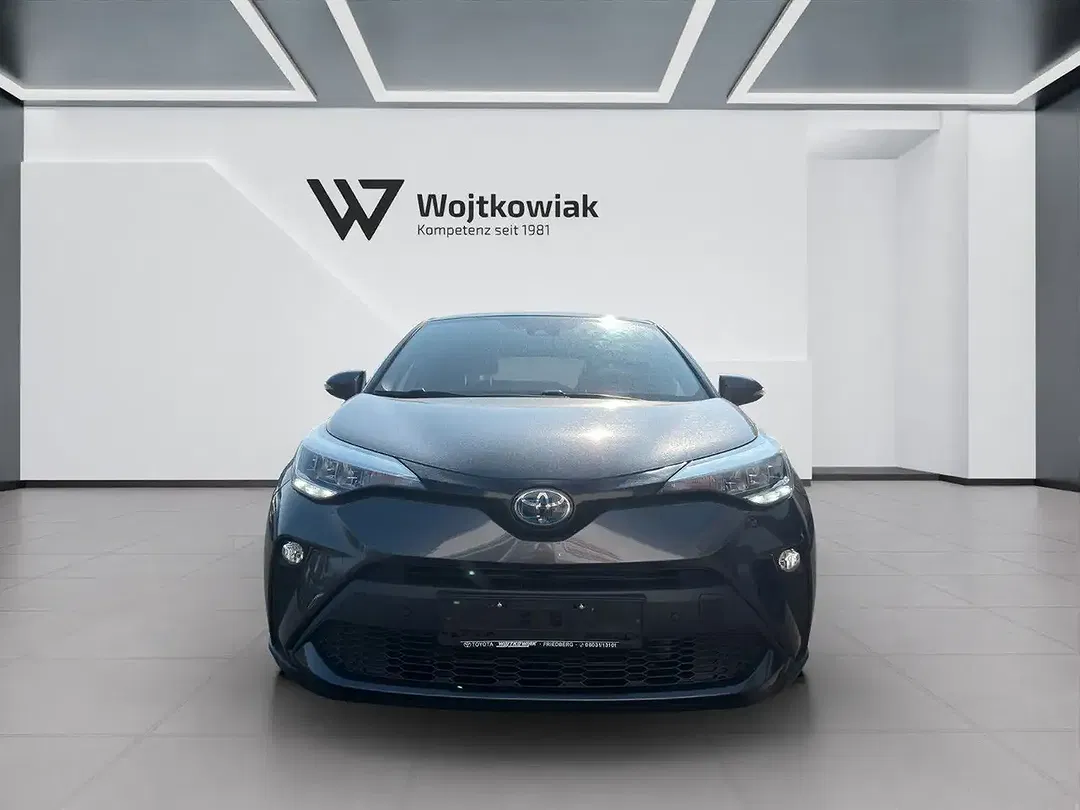 Toyota C-HR Hybrid Team Deutschland - Thumbnail 3