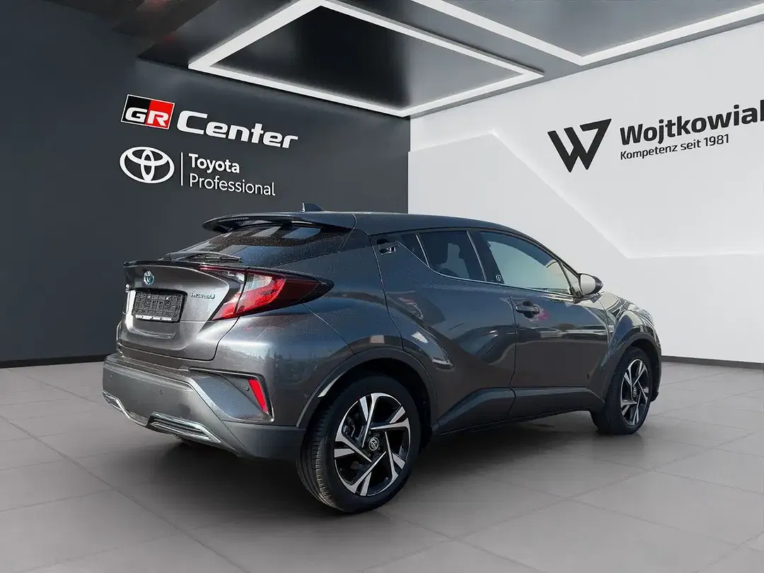 Toyota C-HR Hybrid Team Deutschland - Thumbnail 6
