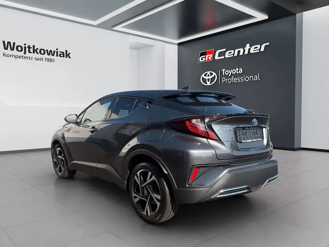 Toyota C-HR Hybrid Team Deutschland - Thumbnail 8