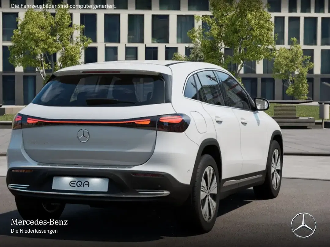 Mercedes-Benz EQA 250 - Thumbnail 4