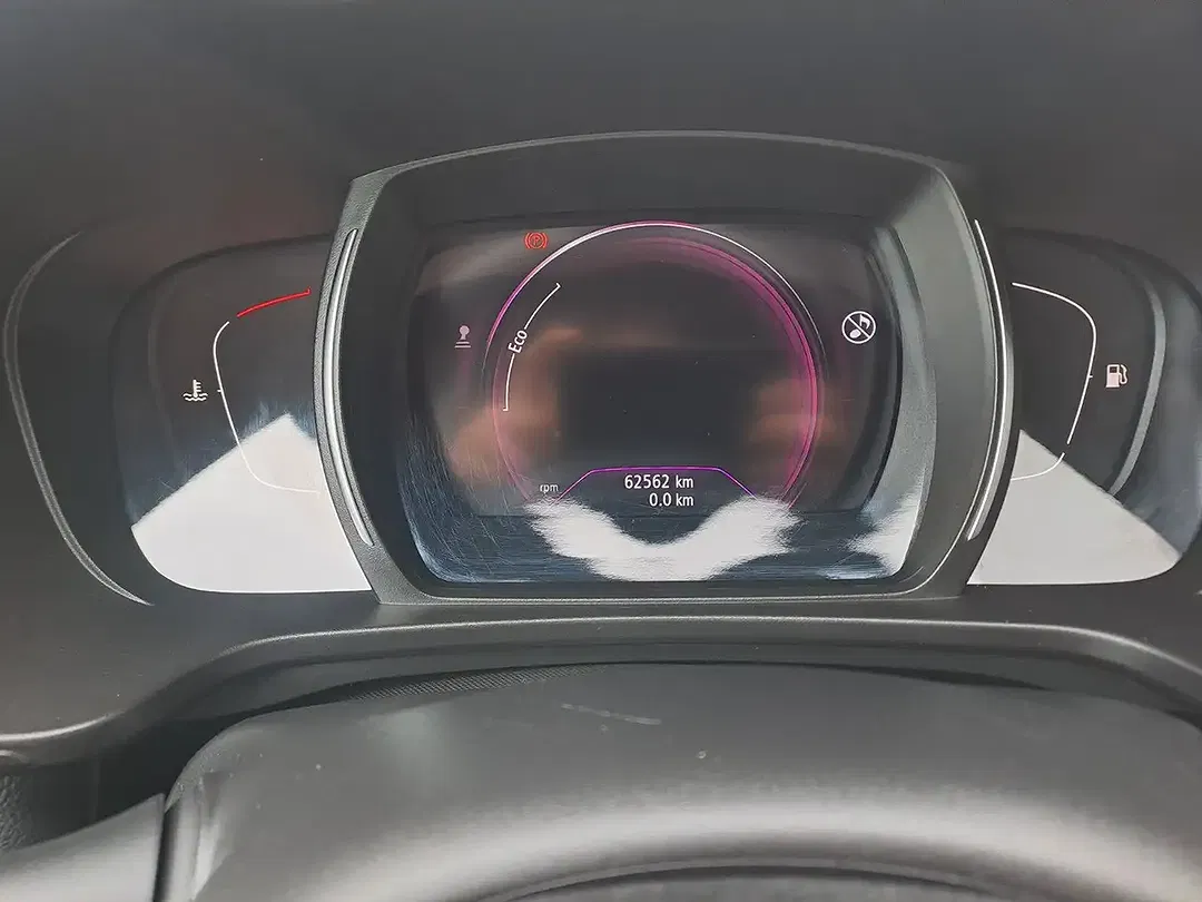 Renault Kadjar Limited - Thumbnail 18