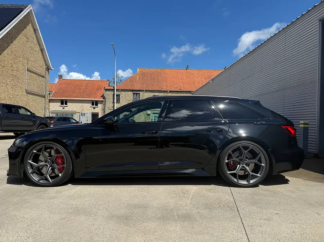 Audi RS6 4.0 V8 TFSI quattro performance RS Avant - Thumbnail 4