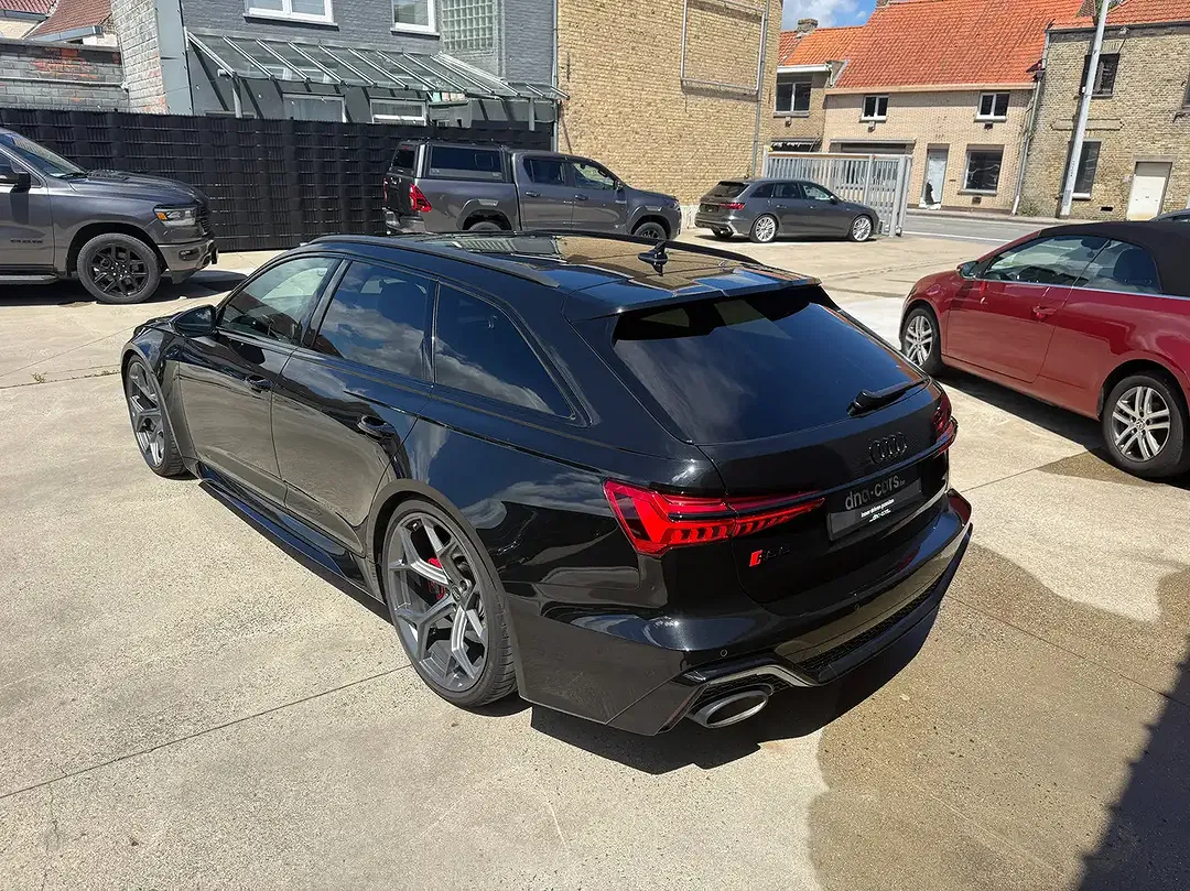 Audi RS6 4.0 V8 TFSI quattro performance RS Avant - Thumbnail 5