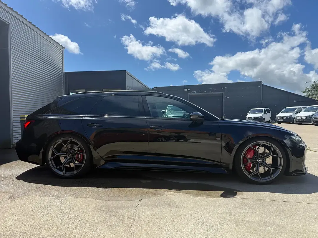 Audi RS6 4.0 V8 TFSI quattro performance RS Avant - Thumbnail 8