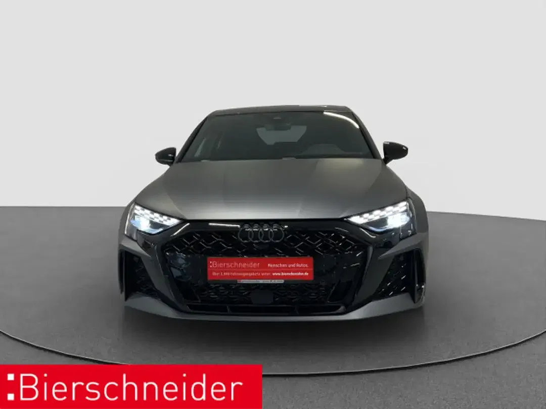 Audi RS3 Matrix LED Sportback - foto 2