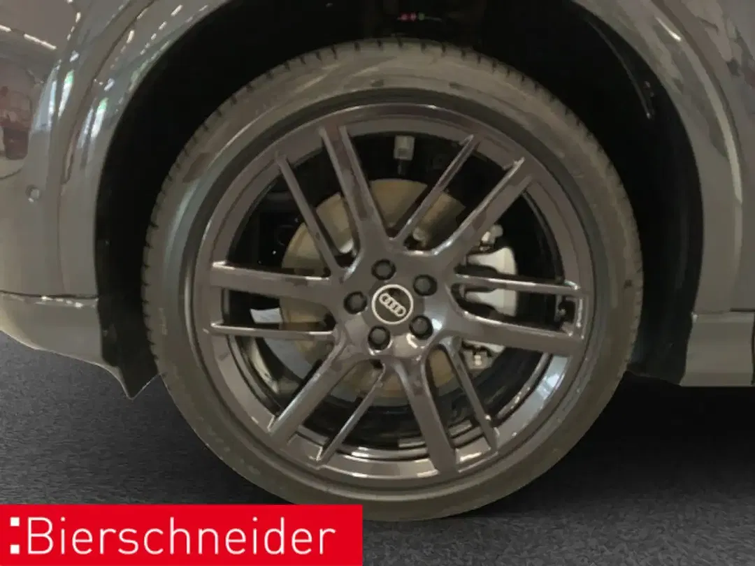 Audi Q4 e-tron quattro performance S line - Thumbnail 6