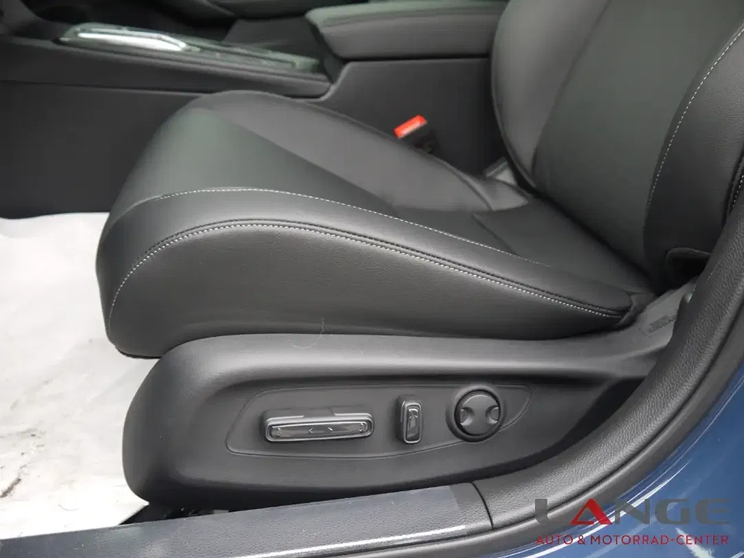 Honda Civic e:HEV Advance - Thumbnail 6