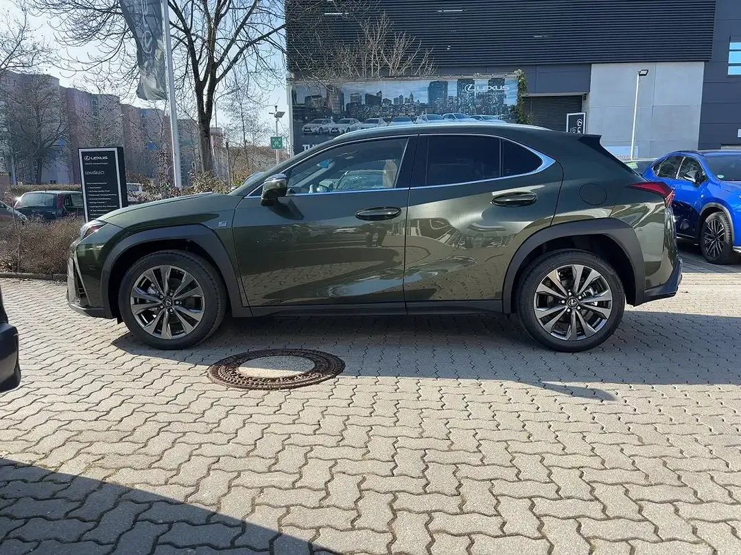 Lexus UX 300h F SPORT Design - foto 2