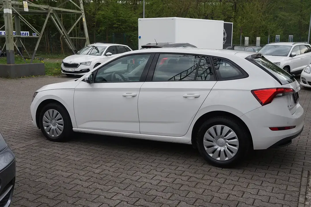 Skoda Scala Cool Plus - Thumbnail 9