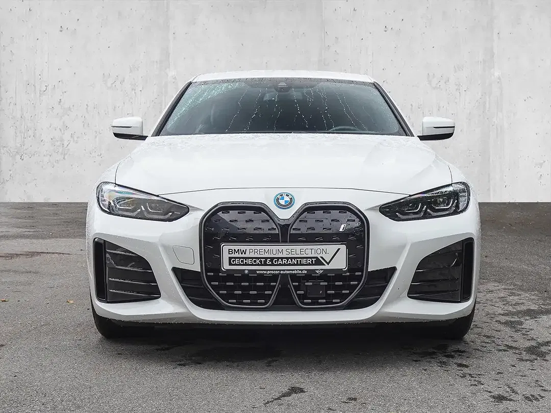 BMW i4 eDrive Gran Coupe M Sport - Thumbnail 3
