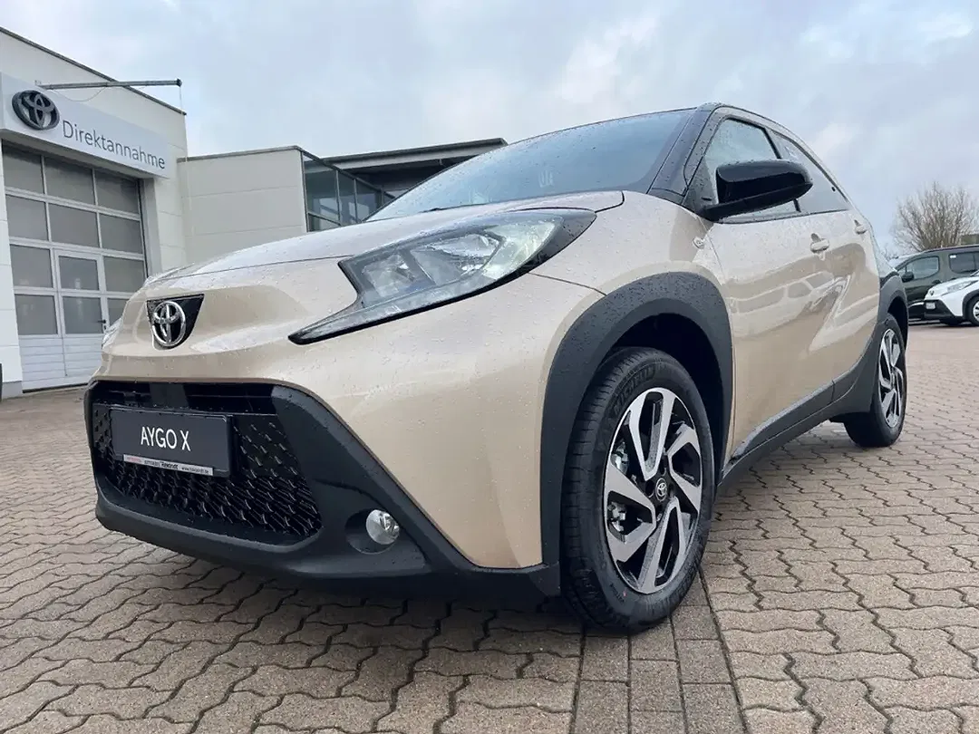 Toyota Aygo X Teamplayer - Thumbnail 6