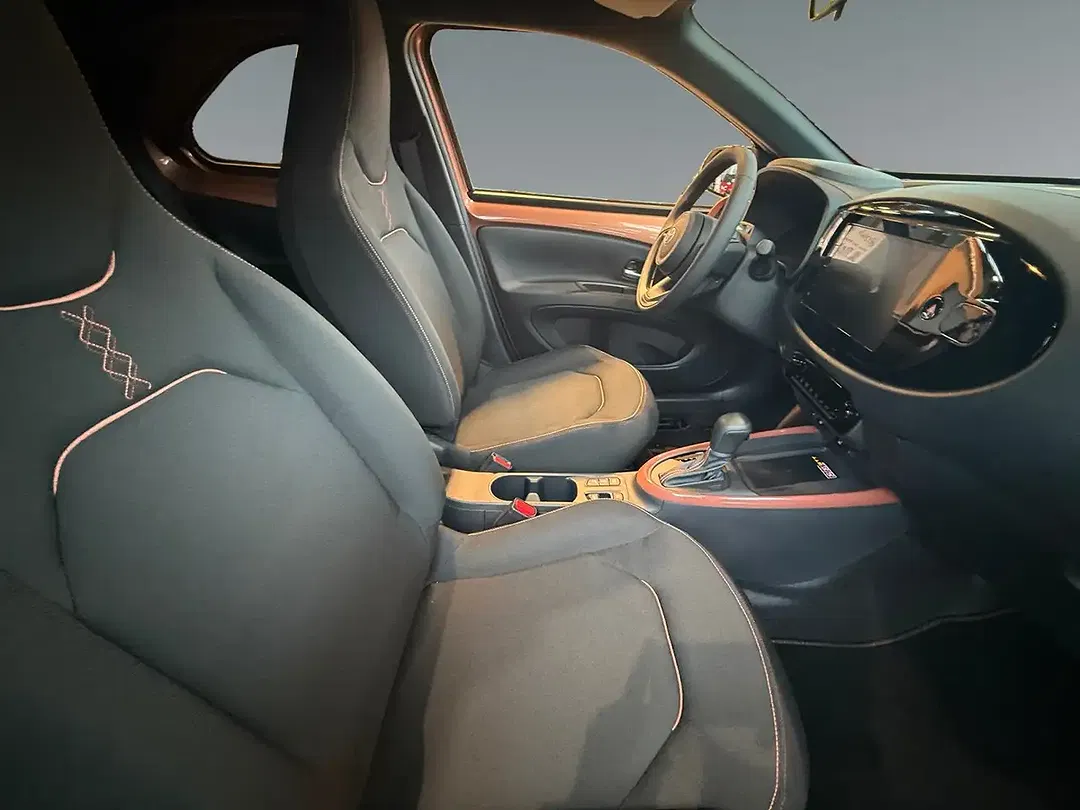 Toyota Aygo X Teamplayer - Thumbnail 12