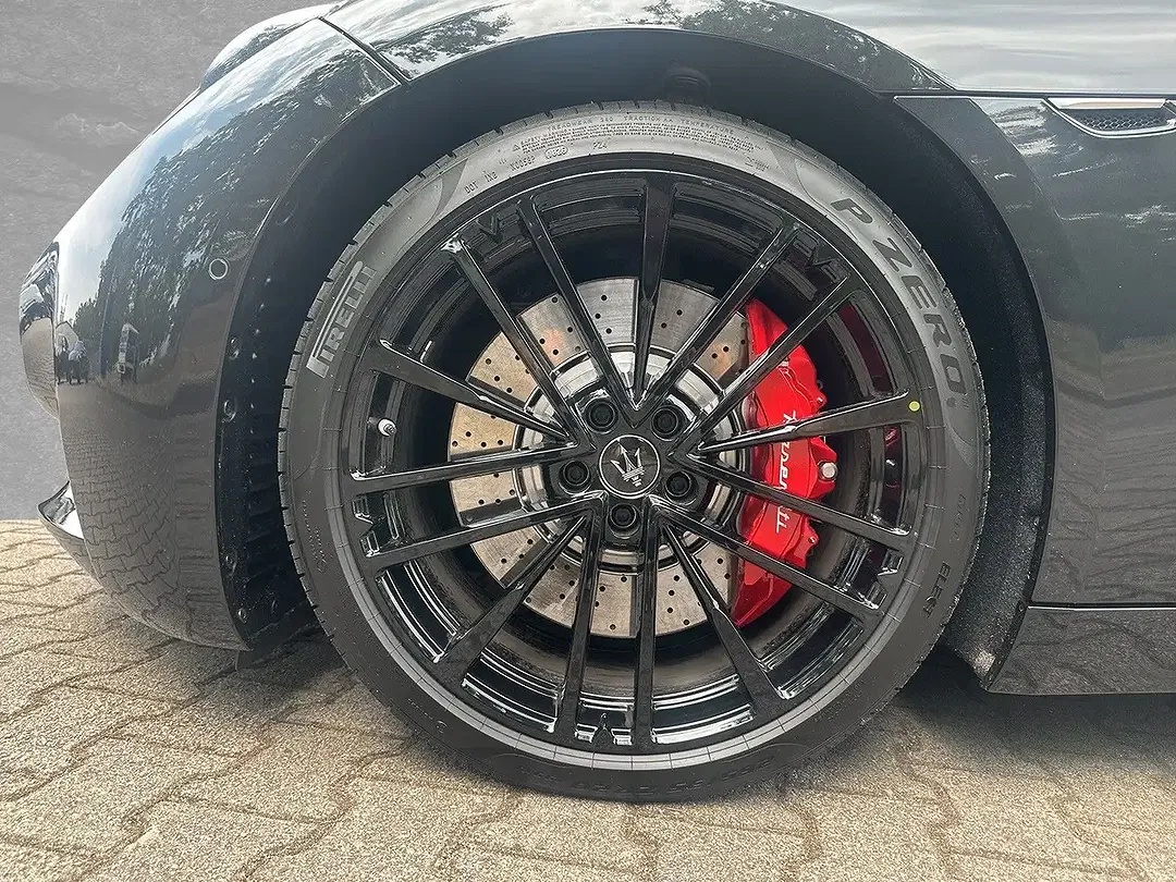 Maserati GranTurismo 4x4 - foto 2