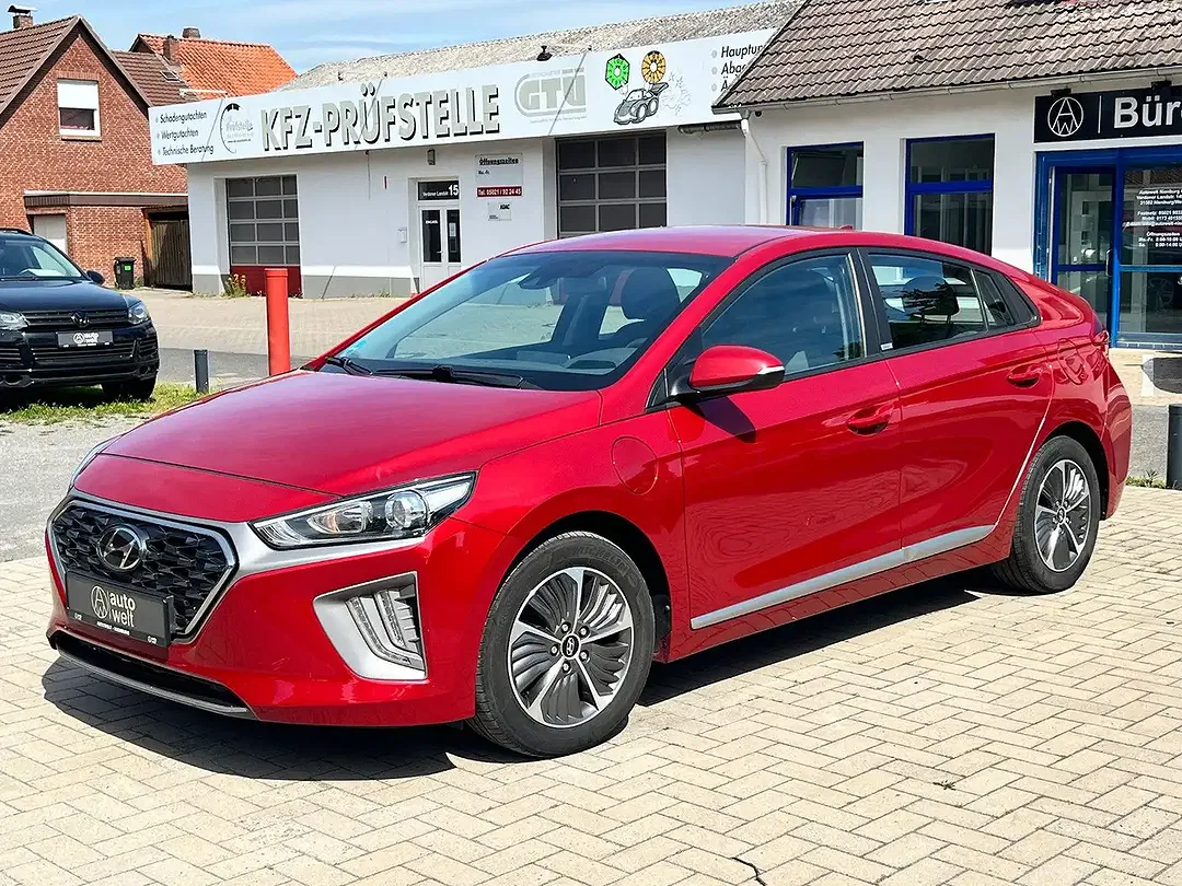 Hyundai IONIQ Hybrid - foto 1