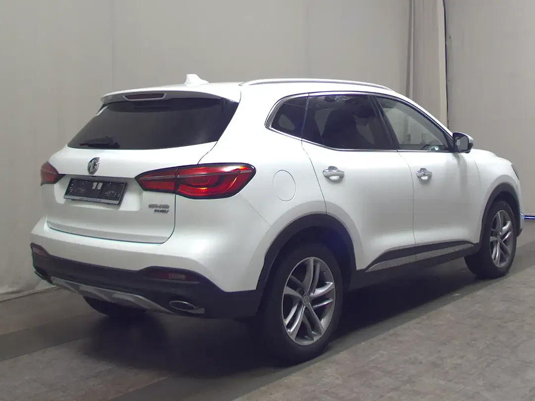 MG EHS PHEV Hybrid - Thumbnail 4