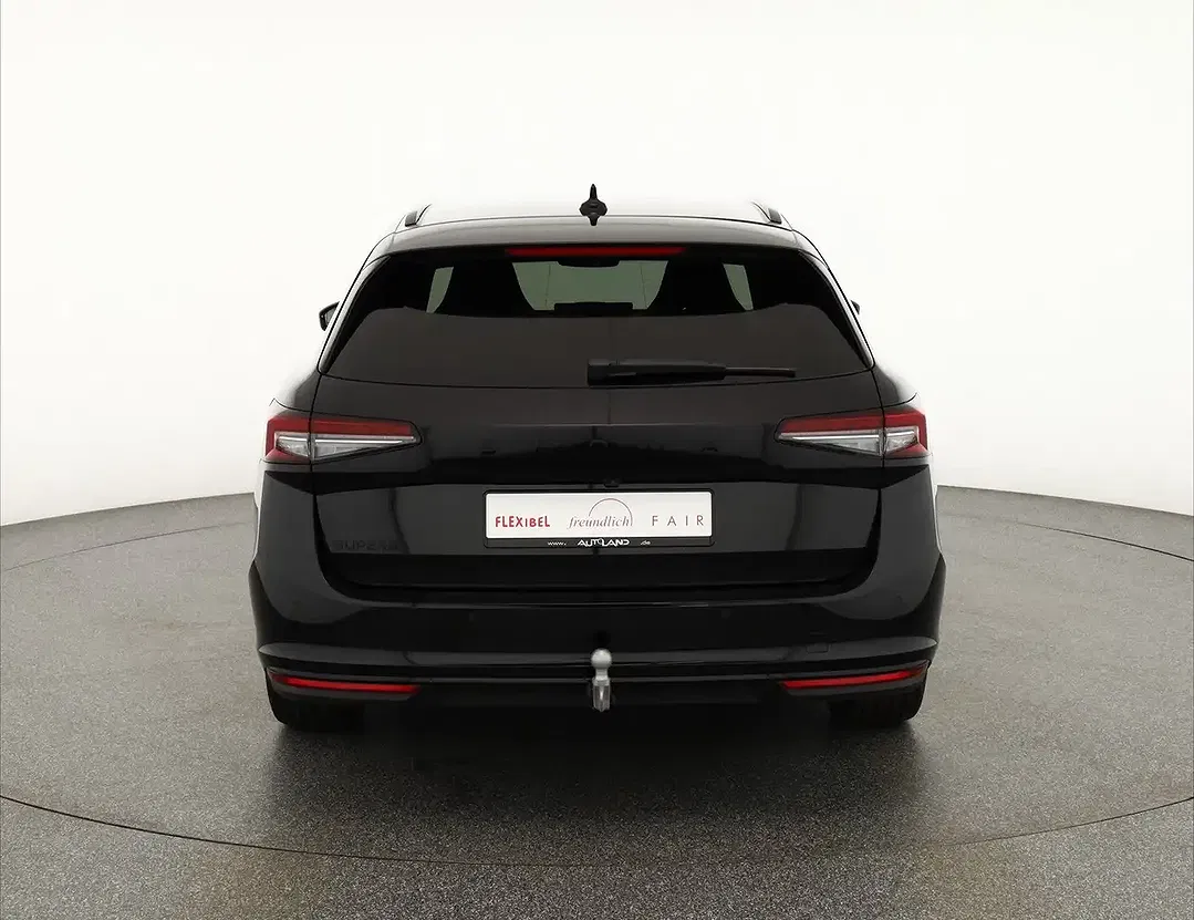 Skoda Superb 2.0 TSI DSG Combi Sportline - Thumbnail 3
