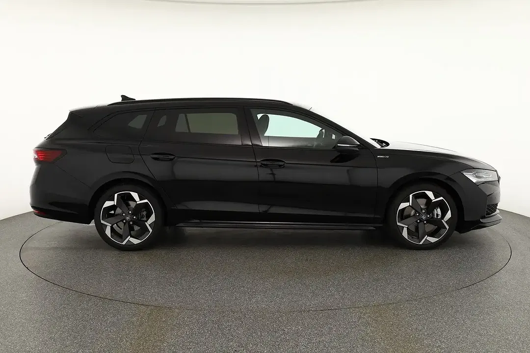 Skoda Superb 2.0 TSI DSG Combi Sportline - Thumbnail 5