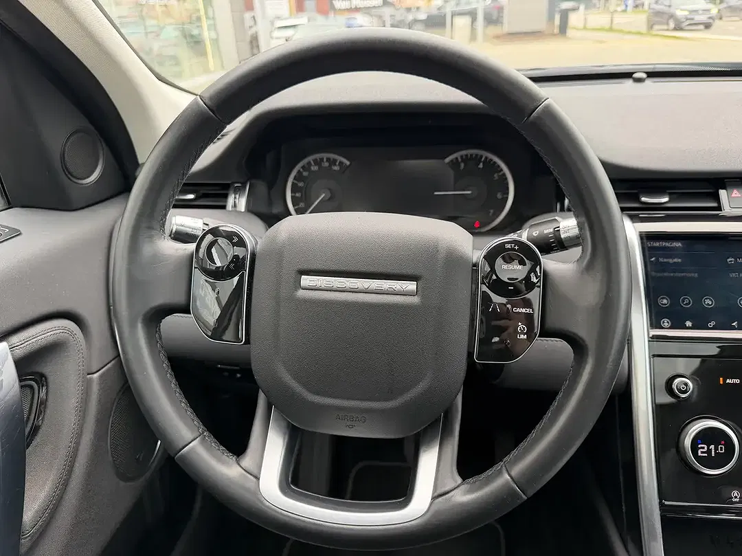 Land Rover Discovery Sport P300e 4x4 S - Thumbnail 12