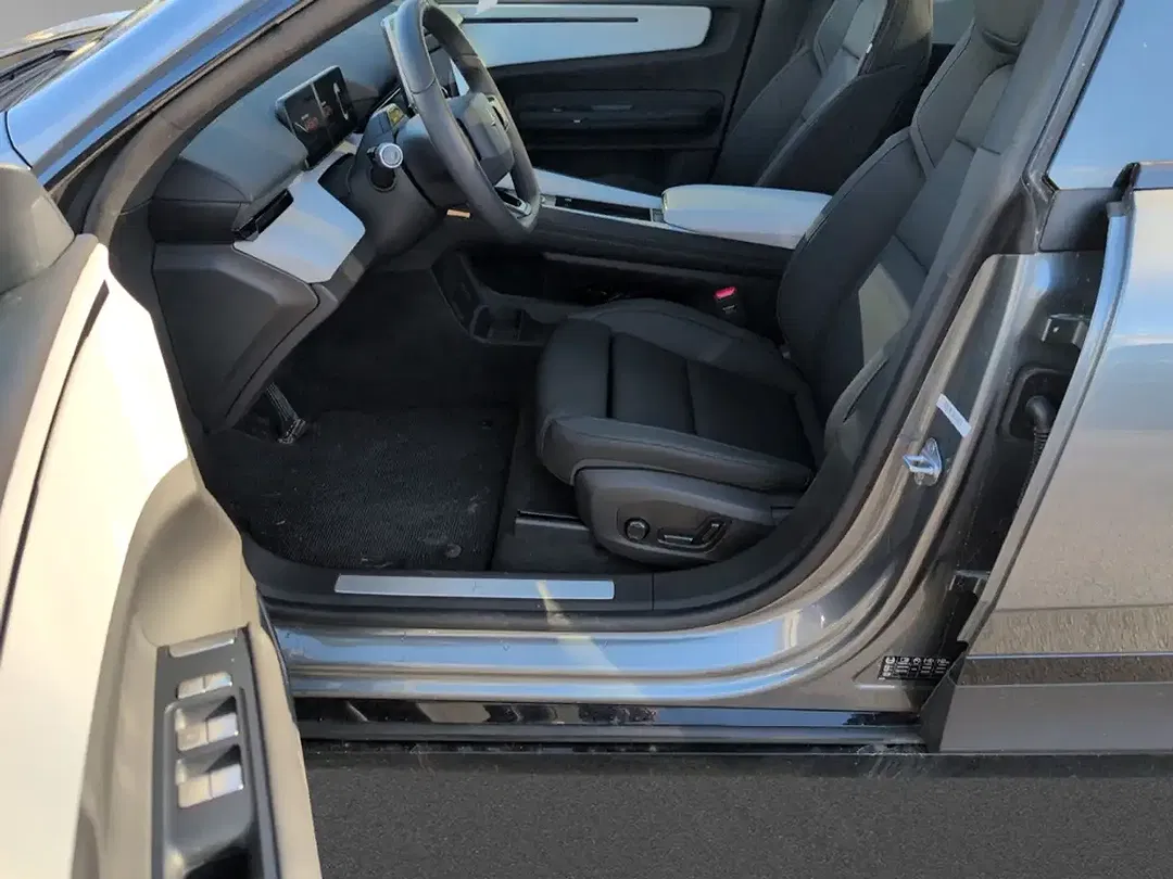 Polestar 4 100 kWh Long Range Single Motor Pilot Plus - Thumbnail 11