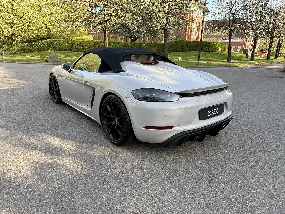 Porsche 718 Spyder 4.0 PDK Turbo - Thumbnail 4
