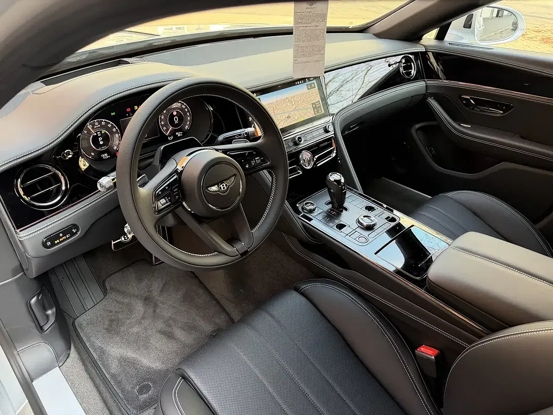 Bentley Flying Spur 4.0 V8 Hybrid - Thumbnail 13