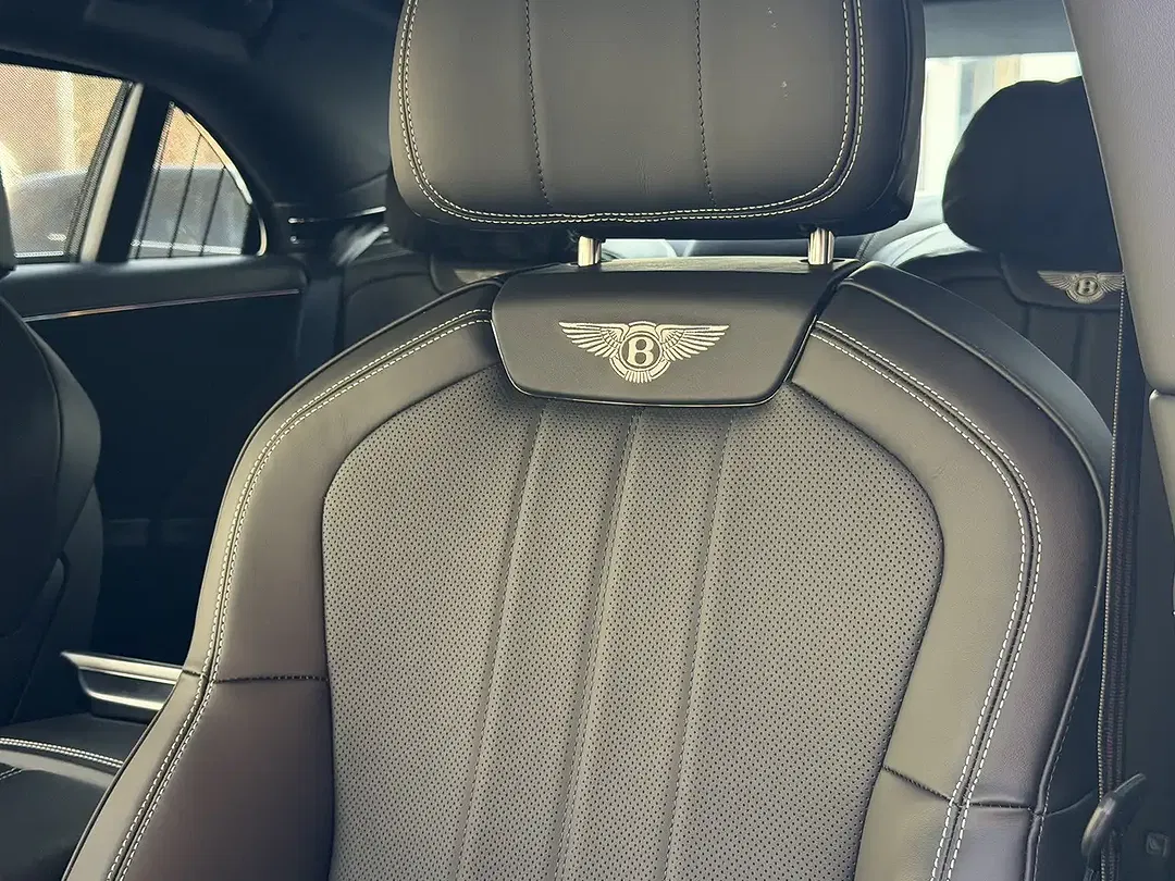 Bentley Flying Spur 4.0 V8 Hybrid - Thumbnail 14