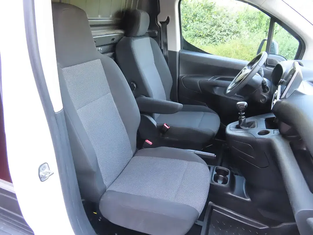 Opel Combo Cargo Edition - Thumbnail 14