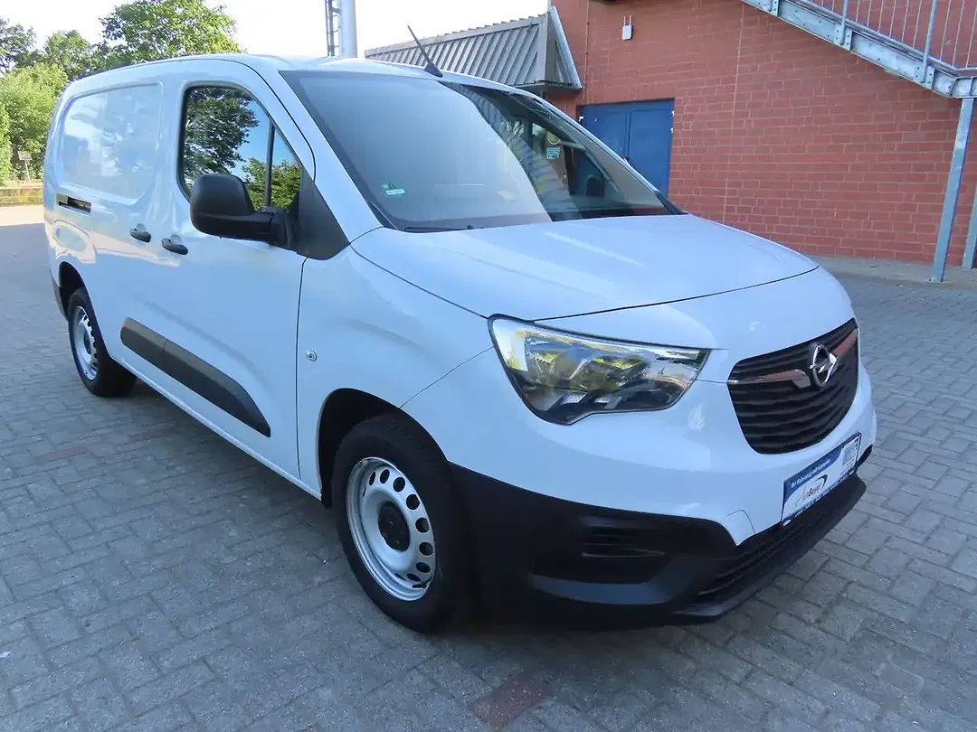 Opel Combo Cargo Edition - Thumbnail 3
