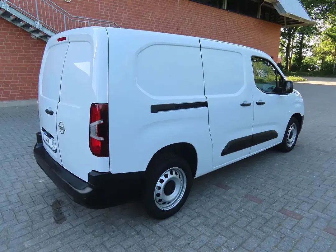 Opel Combo Cargo Edition - Thumbnail 9