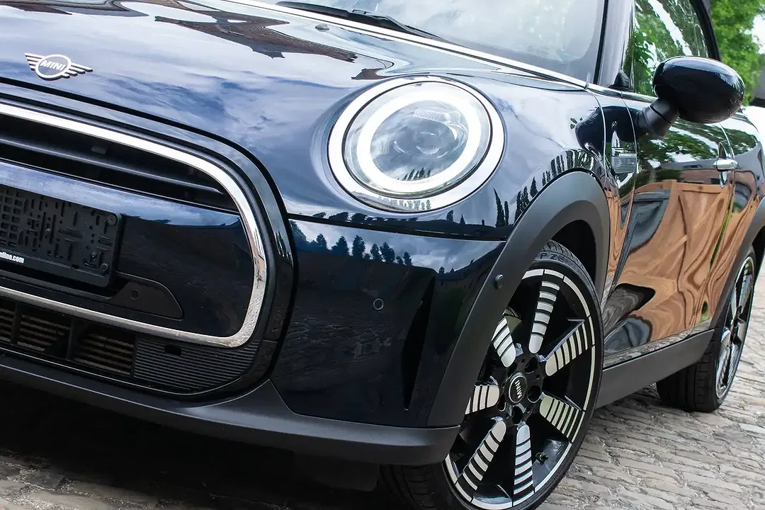 MINI One Cabrio - Thumbnail 3