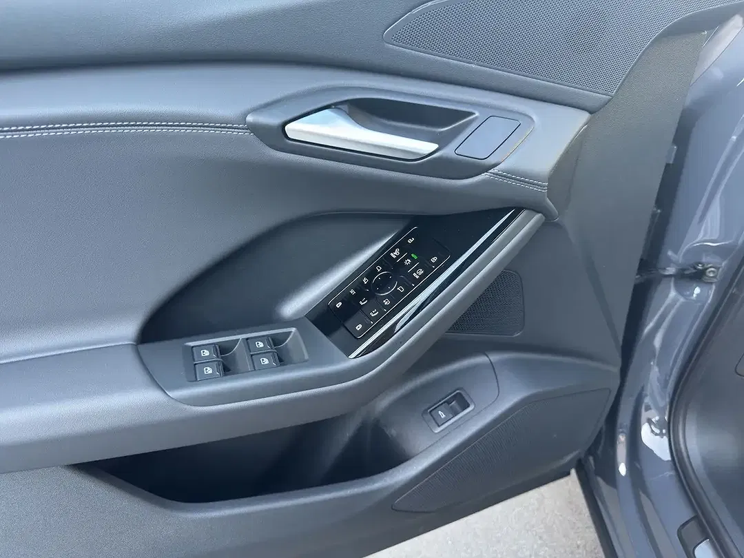 Audi SQ6 e-tron - Thumbnail 16