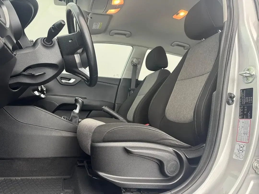 Kia Stonic 1.0 - Thumbnail 10