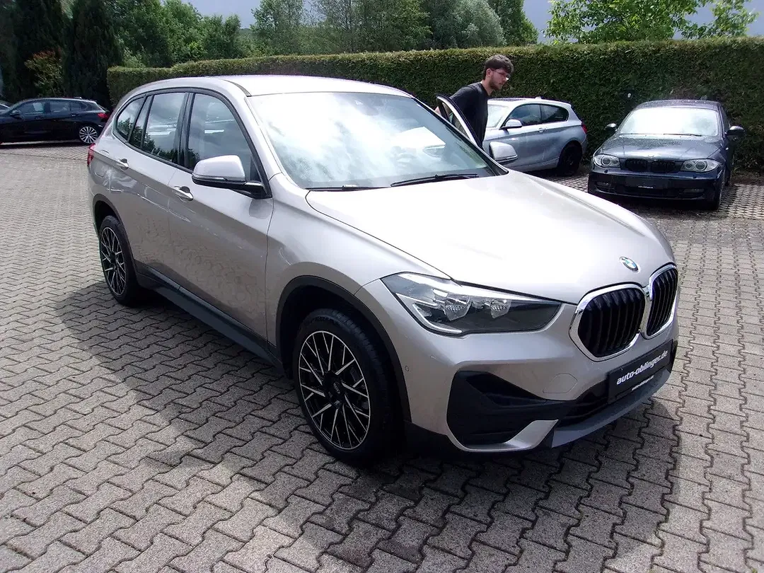 BMW X1 AUT sDrive - Thumbnail 1