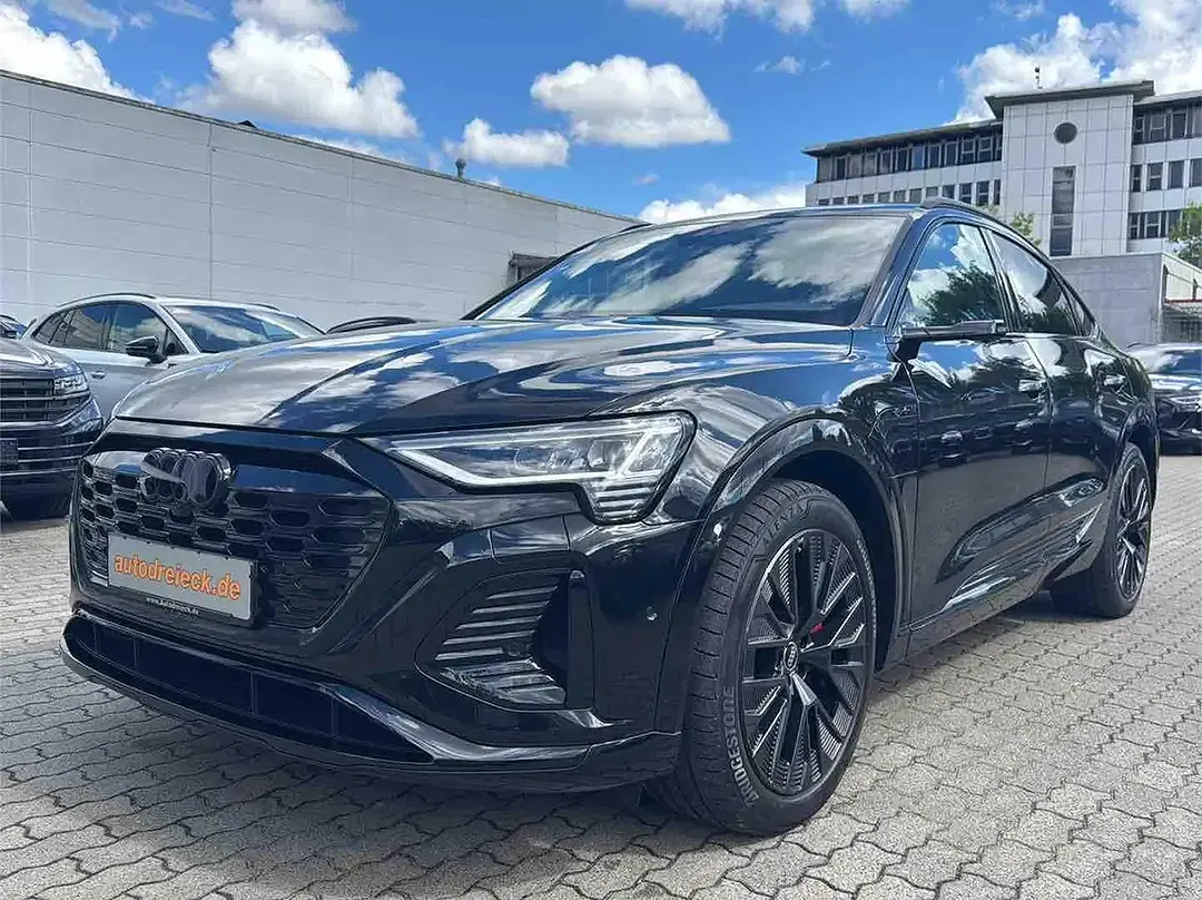 Audi Q8 e-tron 55 Sportback S line - foto 1
