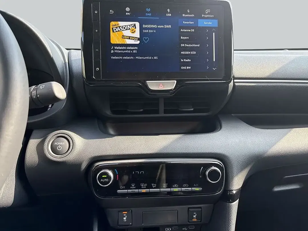 Toyota Yaris Hybrid Teamplayer - foto 14
