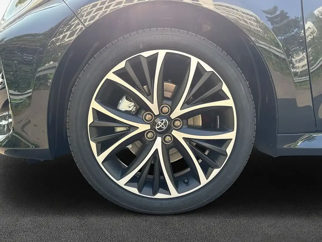 Toyota Yaris Hybrid Teamplayer - Thumbnail 7