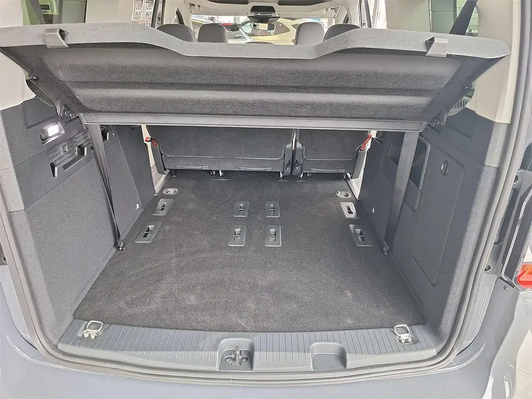 Ford Tourneo Connect 2.0 Titanium - Thumbnail 6