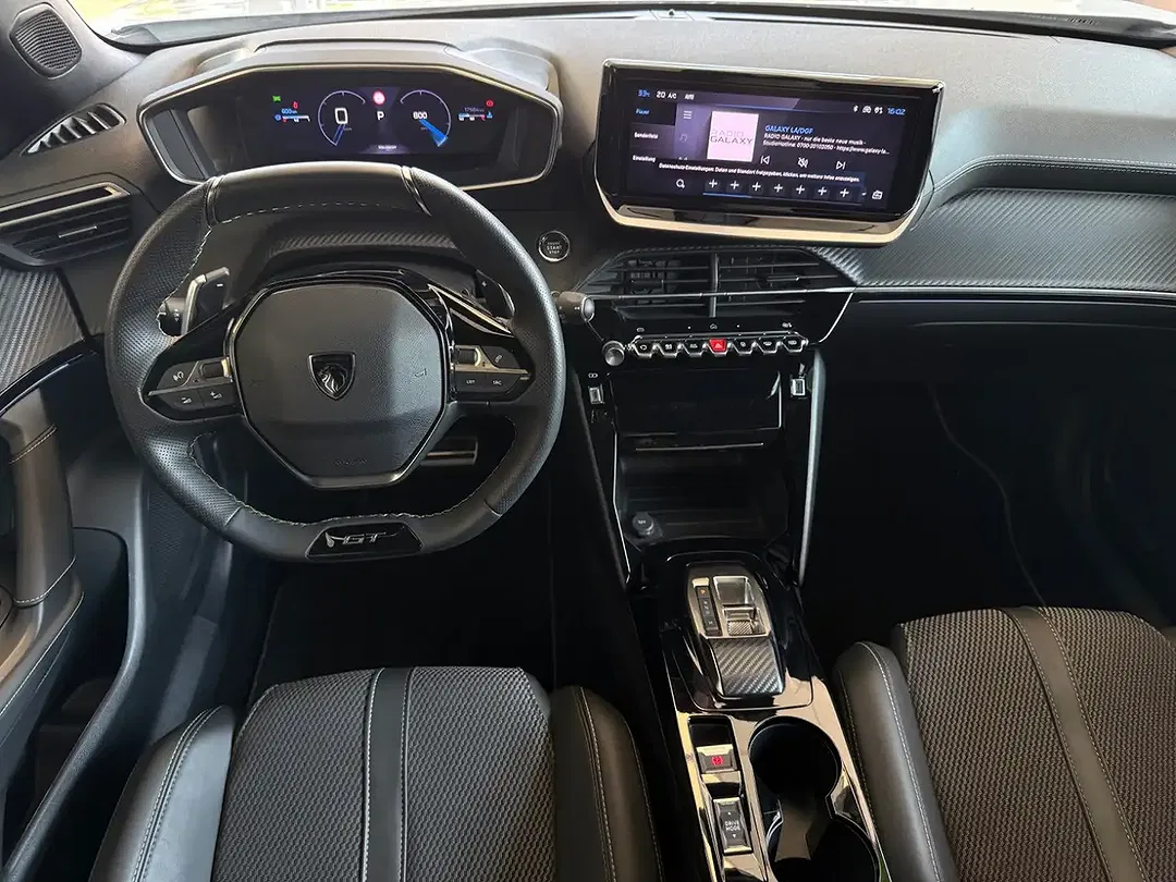 Peugeot 2008 130 PureTech GT - Thumbnail 13