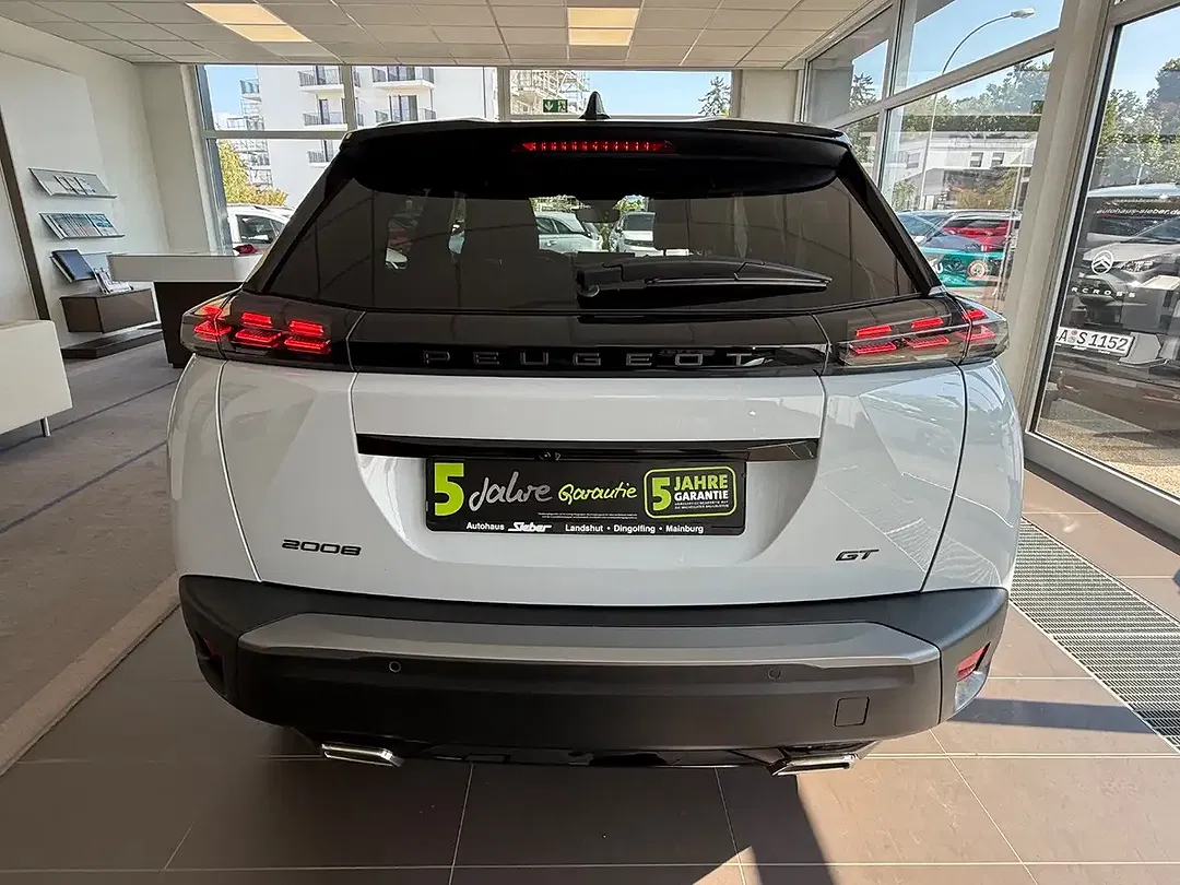 Peugeot 2008 130 PureTech GT - Thumbnail 4