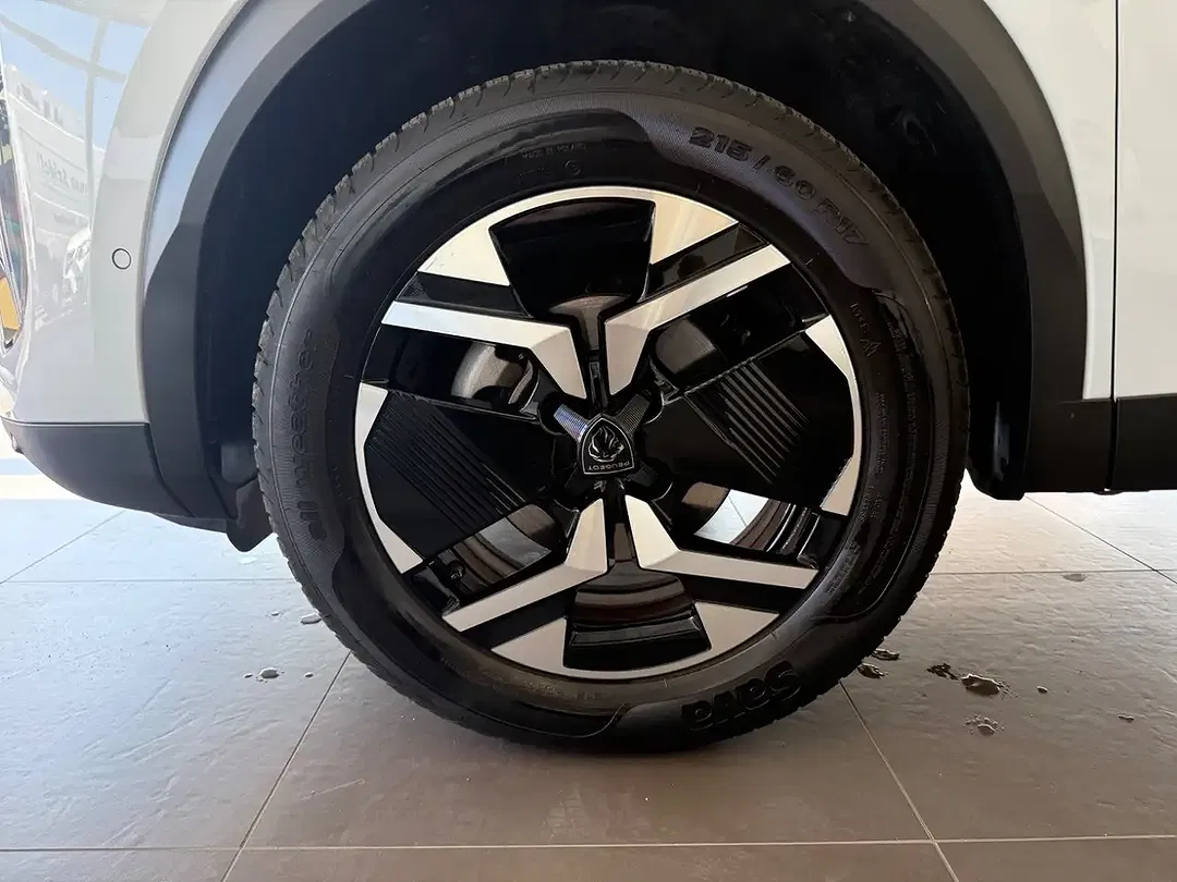 Peugeot 2008 130 PureTech GT - Thumbnail 6