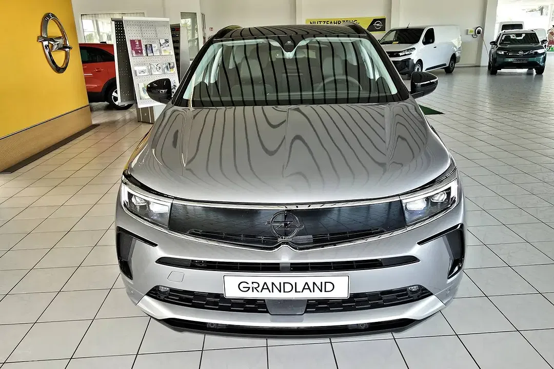 Opel Grandland 1.2 - foto 2