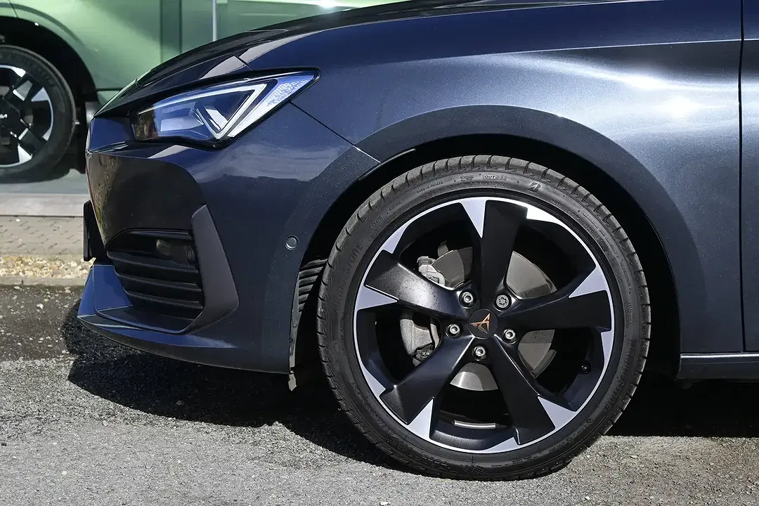 CUPRA Leon 1.5 eTSI - Thumbnail 13