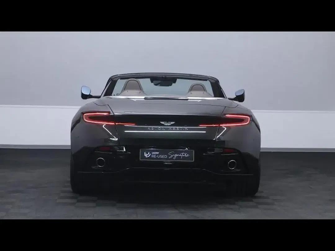 Aston Martin DB12 V8 Volante - foto 15