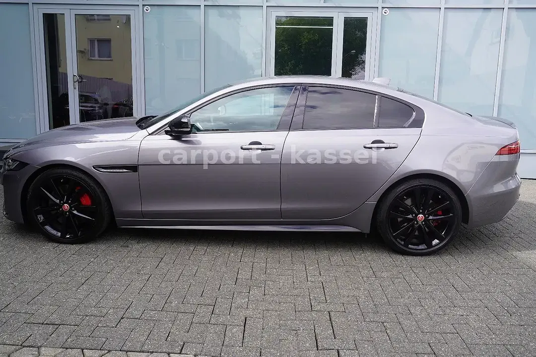 Jaguar XE R-Dynamic Black - Thumbnail 11
