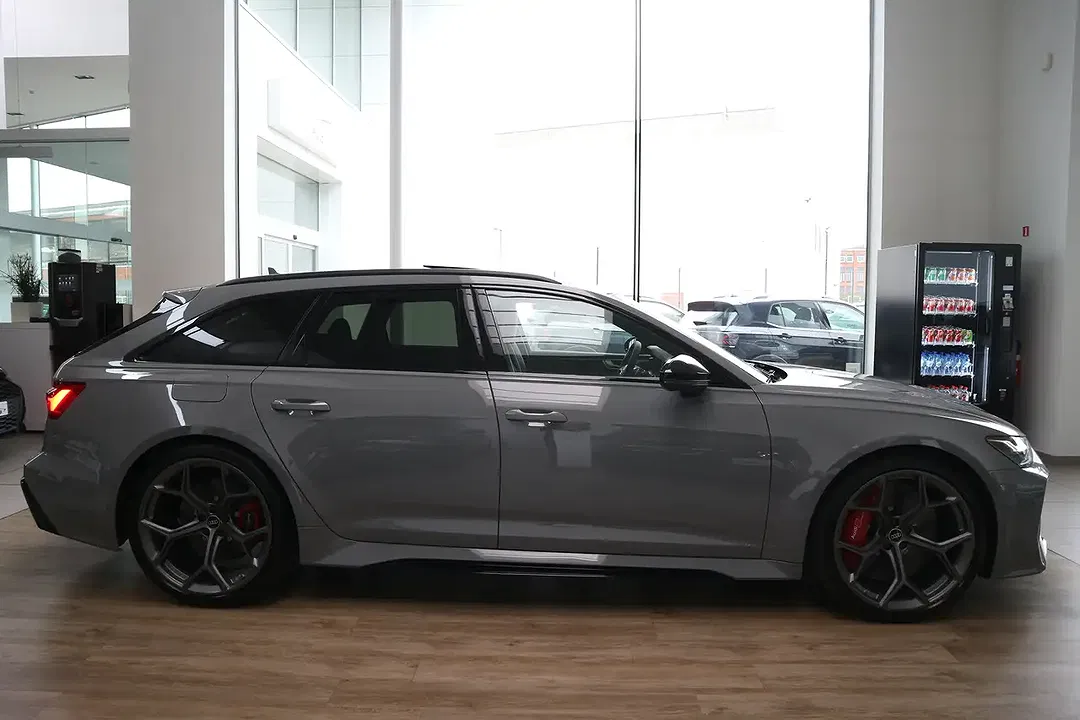 Audi RS6 performance - Thumbnail 5